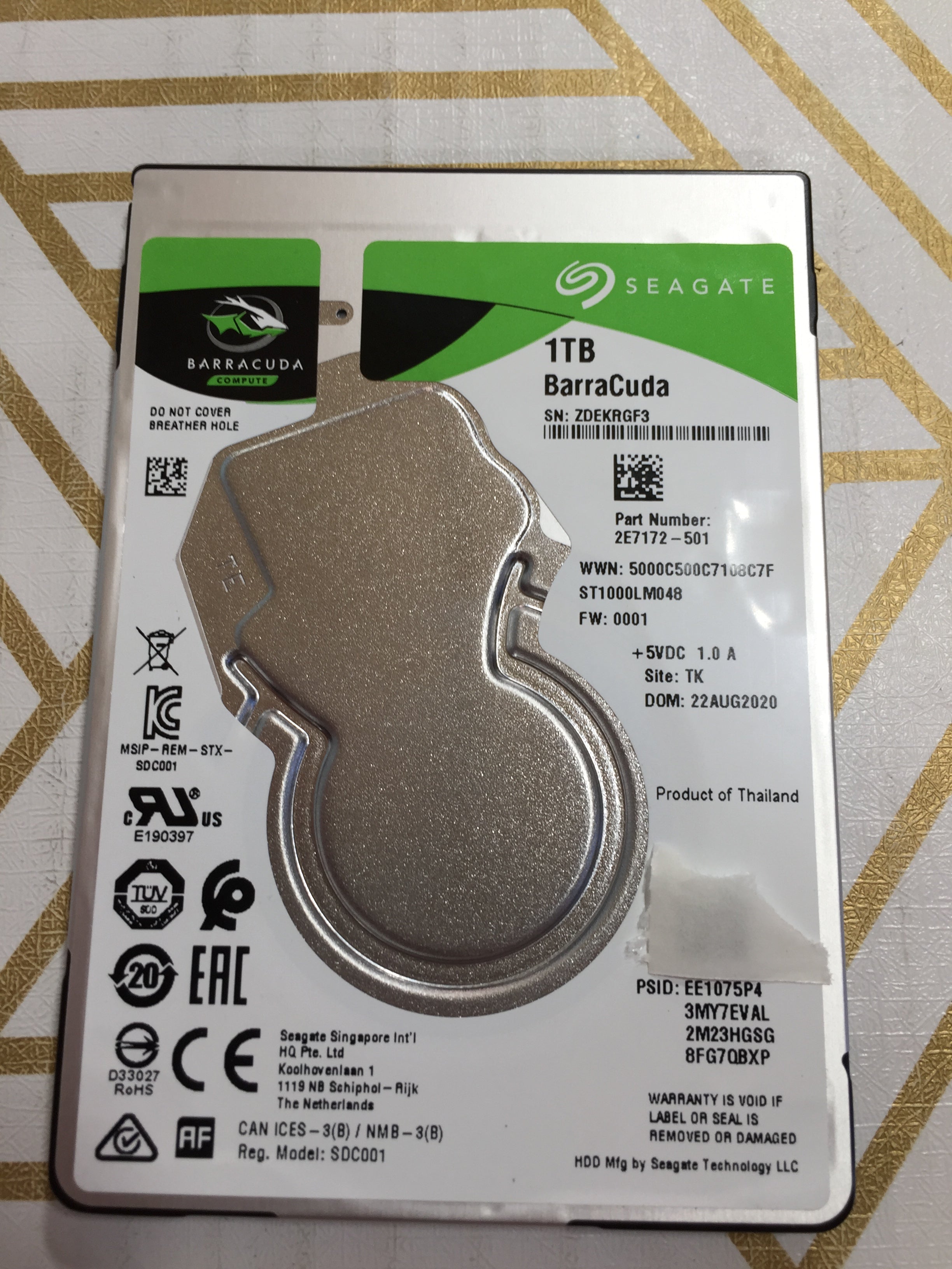 Seagate Barracuda 1 TB Internal Hard Drive 2.5" | ZDEKRGF3 (7829358477550)